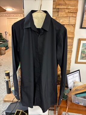 Men's Black Long-Sleeve Dress Shirt - Classic Point Collar